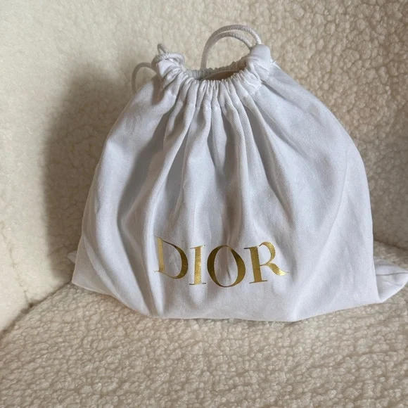 CD Signature Vanity Case - Picture 11 of 11